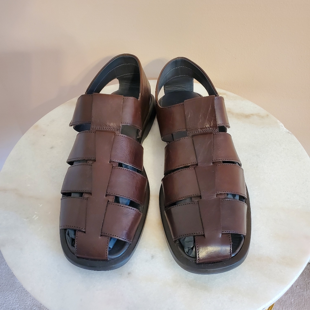 To Boot New York Brown Leather Sandals